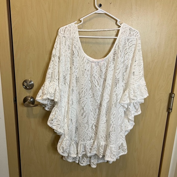 Lilly Pulitzer atley cover up - Picture 5 of 6